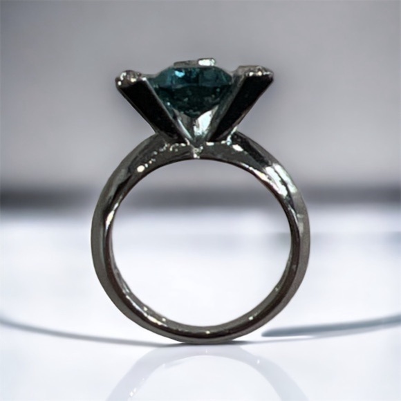 925 Sterling Silver Trillion Cut Teal Green Gemstone 3 Prong Ring - Picture 2 of 6